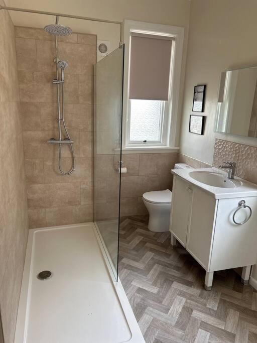 Spacious & Bright 3 Bed Harrogate Apartment Luaran gambar